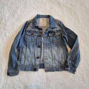 Tucker & Tate boys size 7 blue distressed look jean jacket 4 pockets VGUC